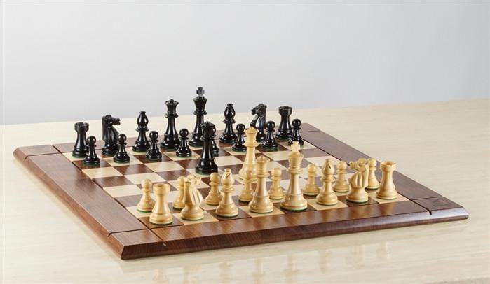  Chess House Heirloom Club Chess Set by Chess House - Default Title - Bonton