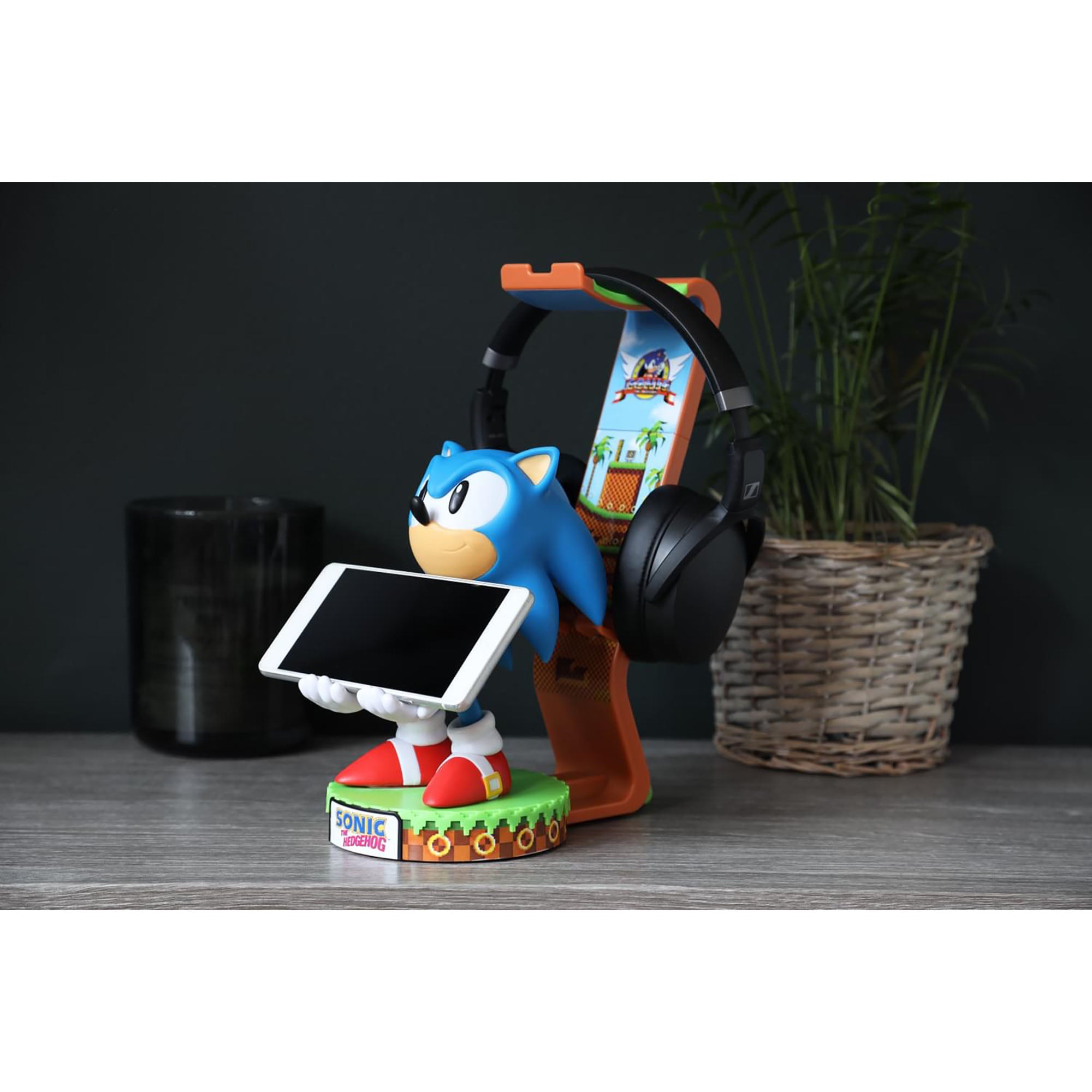  Exquisite Gamiing SEGA: Sonic Deluxe Light Up Electronic Device Stand/Holder - Multi - Bonton