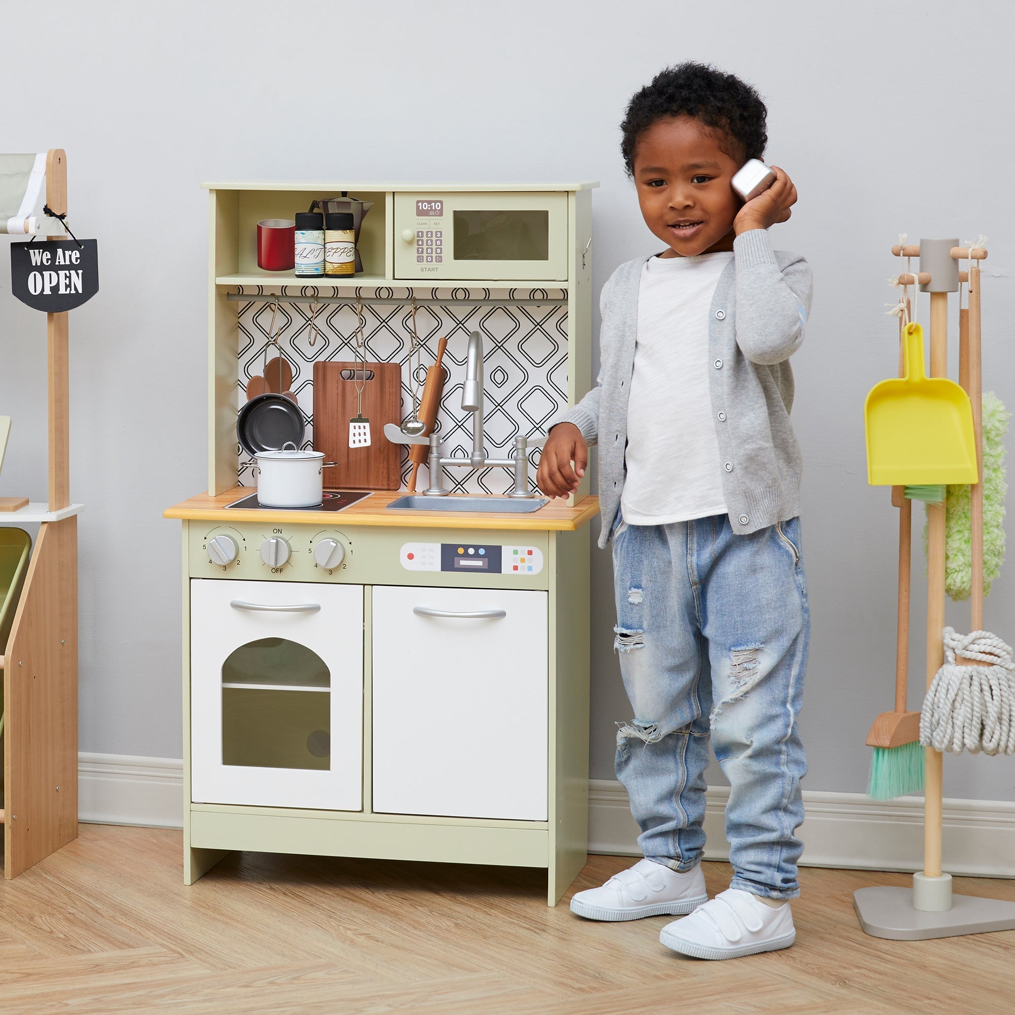  Teamson Kids Teamson Kids - Little Chef Boston Modern Play Kitchen - White / Wood - Bonton