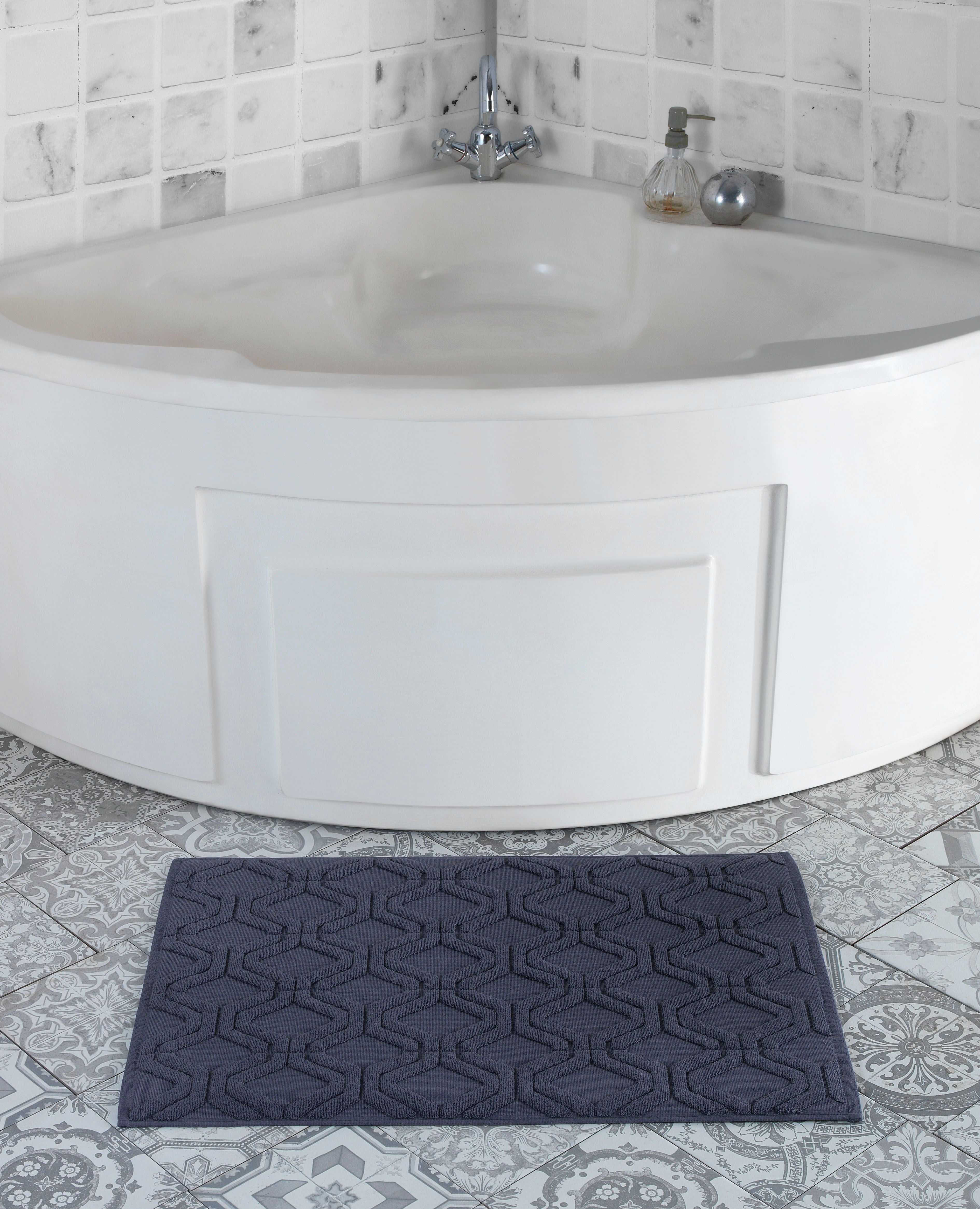  Brooks Brothers Large Square Bath Mat - Silver - Bonton