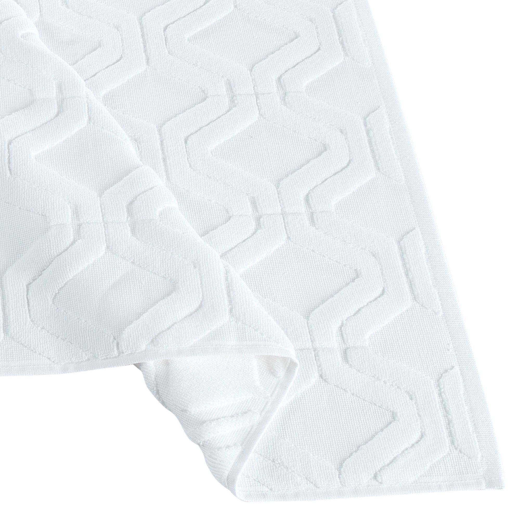  Brooks Brothers Large Square Bath Mat - White - Bonton