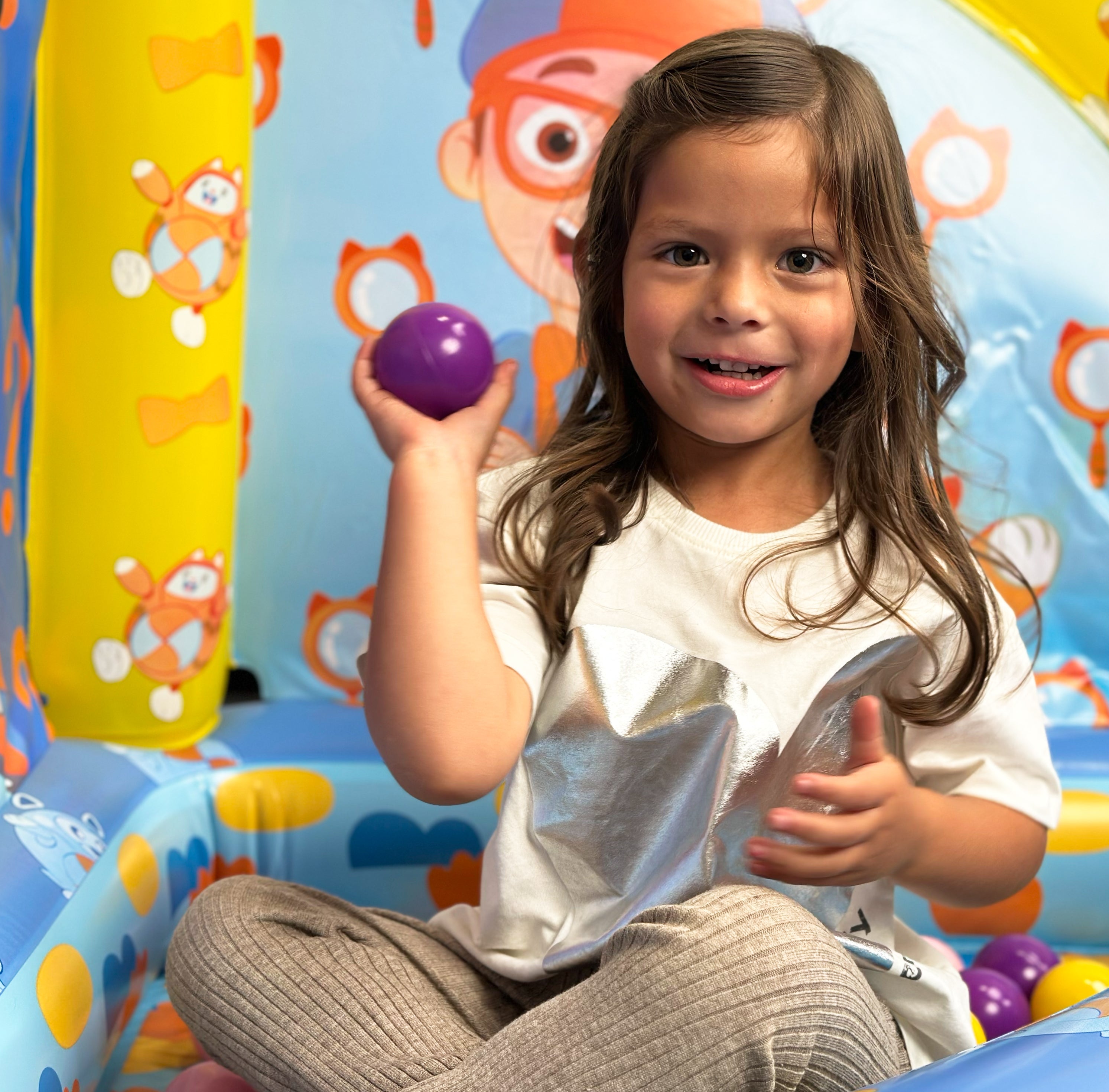  HobbyTron Blippi Inflatable Ball Pit - Default Title - Bonton