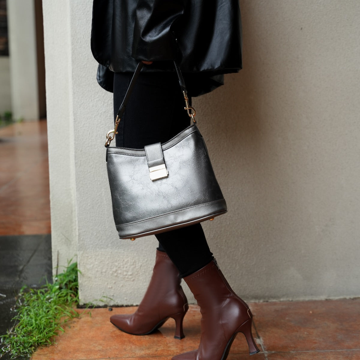  MKF Collection Pilar Shoulder Bag - Pewter - Bonton