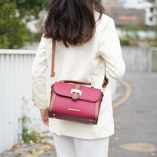 Willa Shoulder Bag