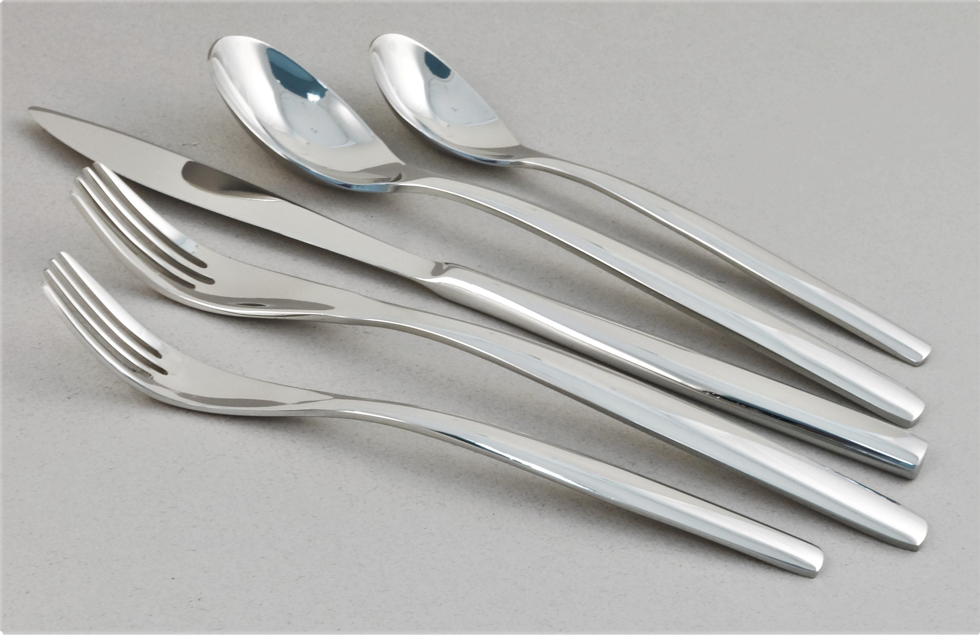  Ginkgo Charlie Stainless Steel Flatware 20 Piece Set - Mirror Stainless Steel - Bonton