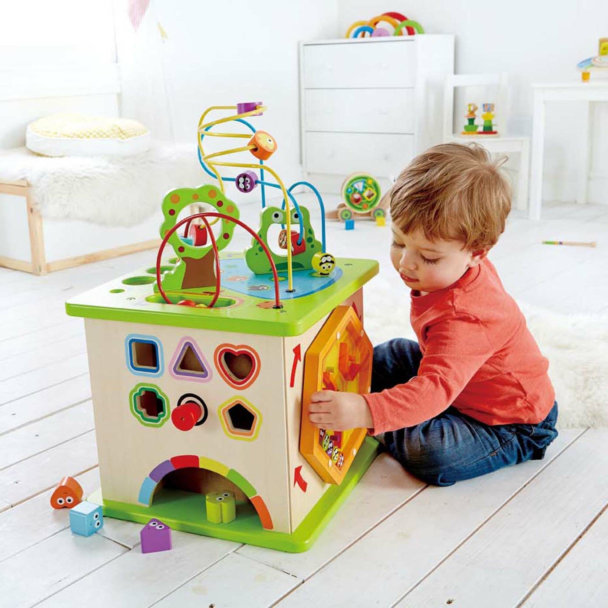  Hape Hape Country Critters 5-Sided Wooden Play Cube for Toddlers - Multi - Bonton