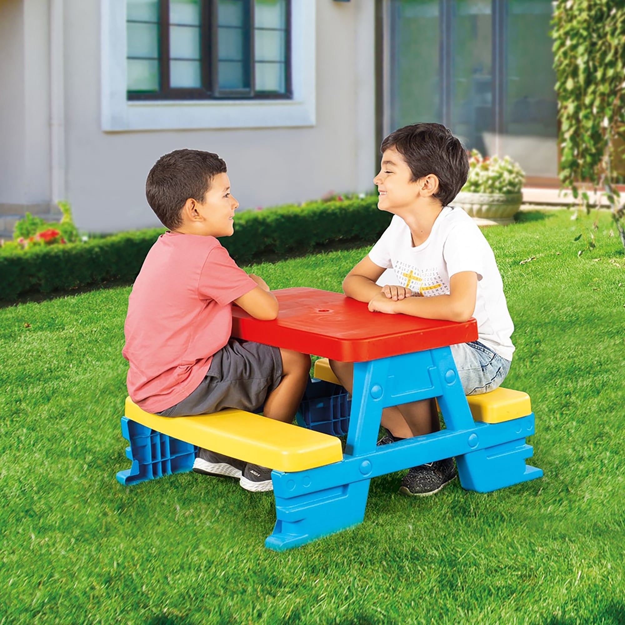  Dolu Dolu: Big Plastic Picnic Table For 4 - Blue, Red, Yellow - Indoor & Outdoor Use, 44lb Capacity, 44x77x71