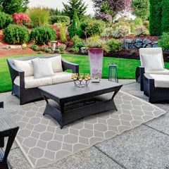 4' X 6' Gray and Beige Honeycomb Pattern Rectangular Outdoor Area Rug