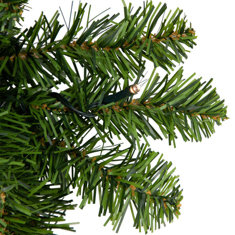 Pre-Lit Battery Operated Canadian Pine Christmas Wreath - 30" - Clear LED Lights