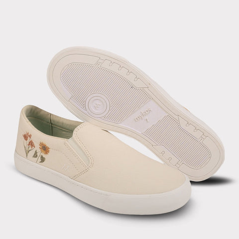 Piper Women's Slip-on Shoe
