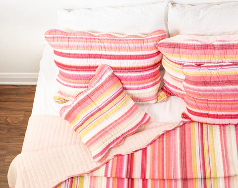 DaDa Bedding Multi-Red Pink Boho Summer Stripes Scalloped Lightweight Coverlet Bedspread Set (DXJ101824) - DaDa Bedding Collection