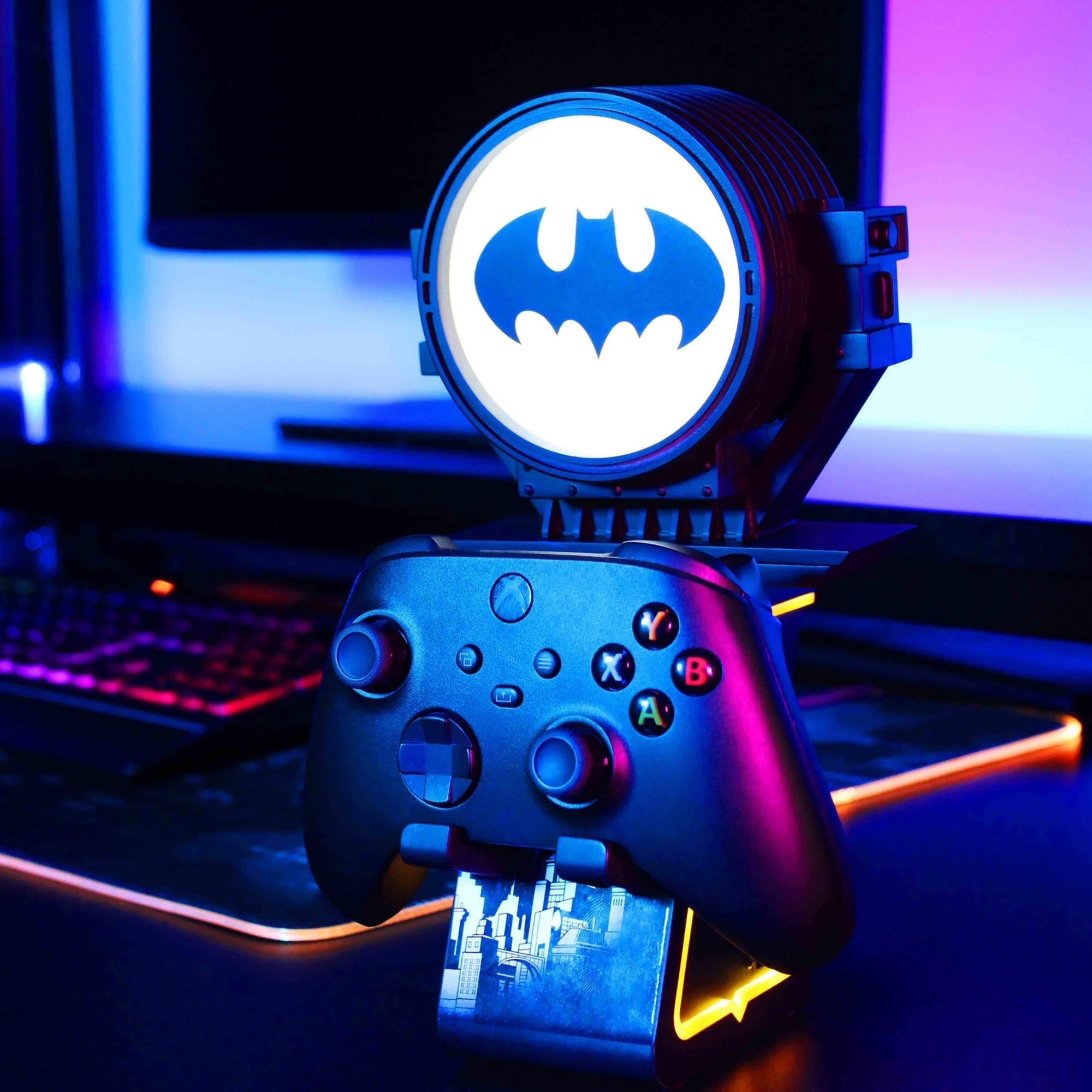  Exquisite Gaming LED IKONS: DC Batman Bat Signal Phone & Controller Holder - Multi - Bonton