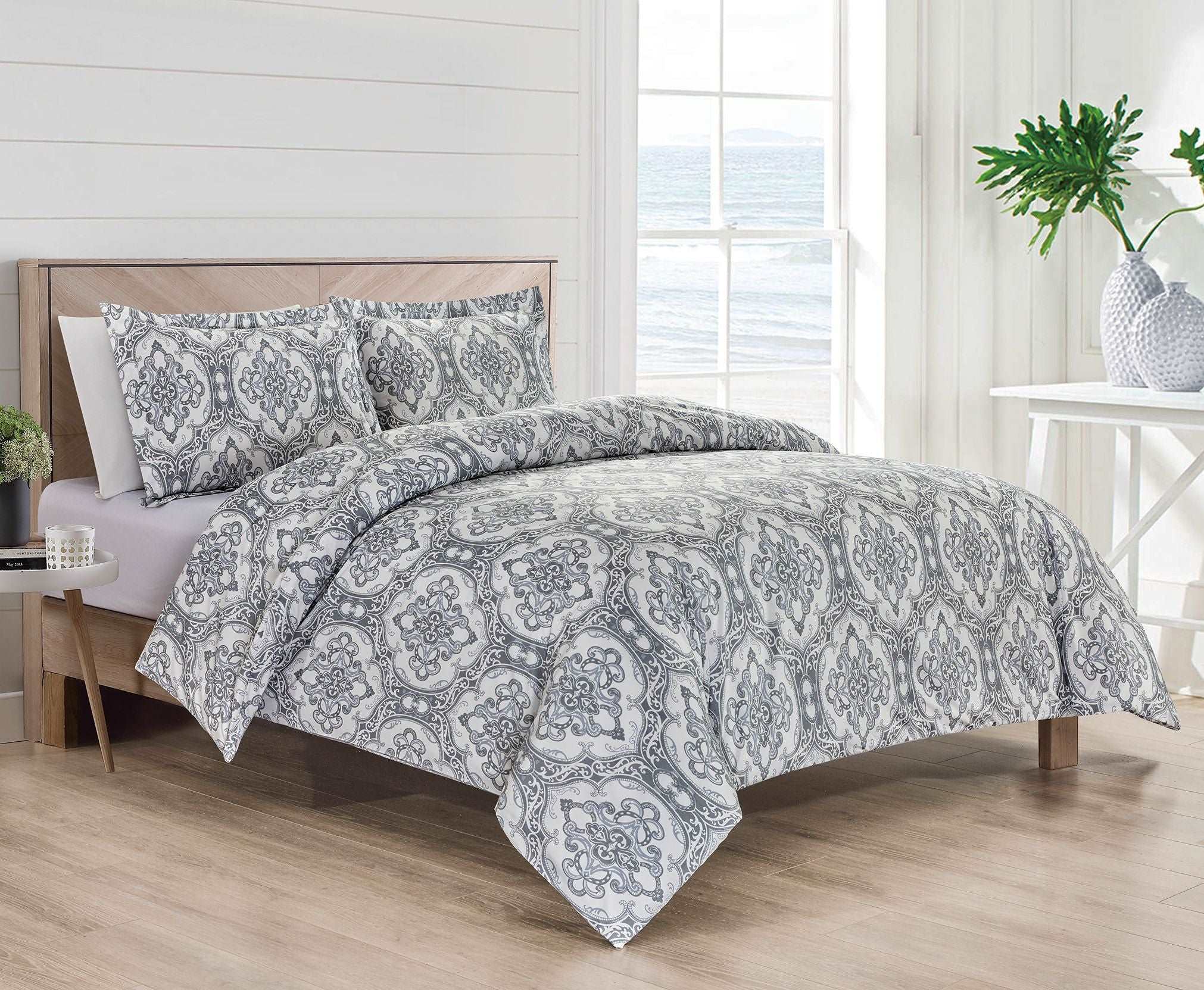  Bibb Home Bibb 1800 Series 3 Pc Duvet Cover Set - Wildflower - Bonton