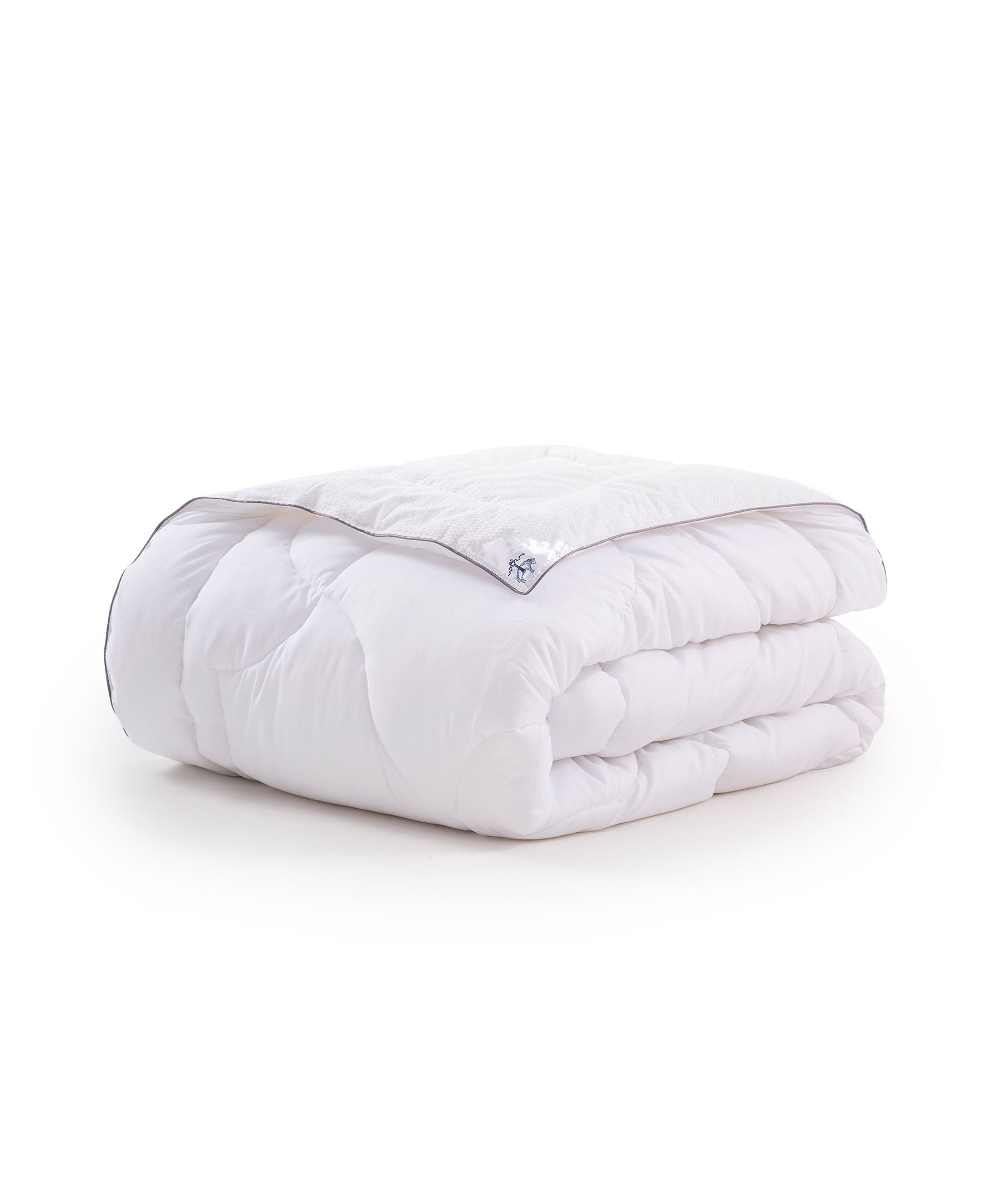  Brooks Brothers Wellsoft Quilt - White - Bonton