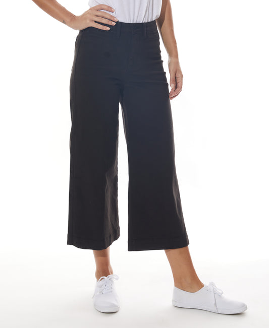 High Rise Crop Trousers with Front Pockets