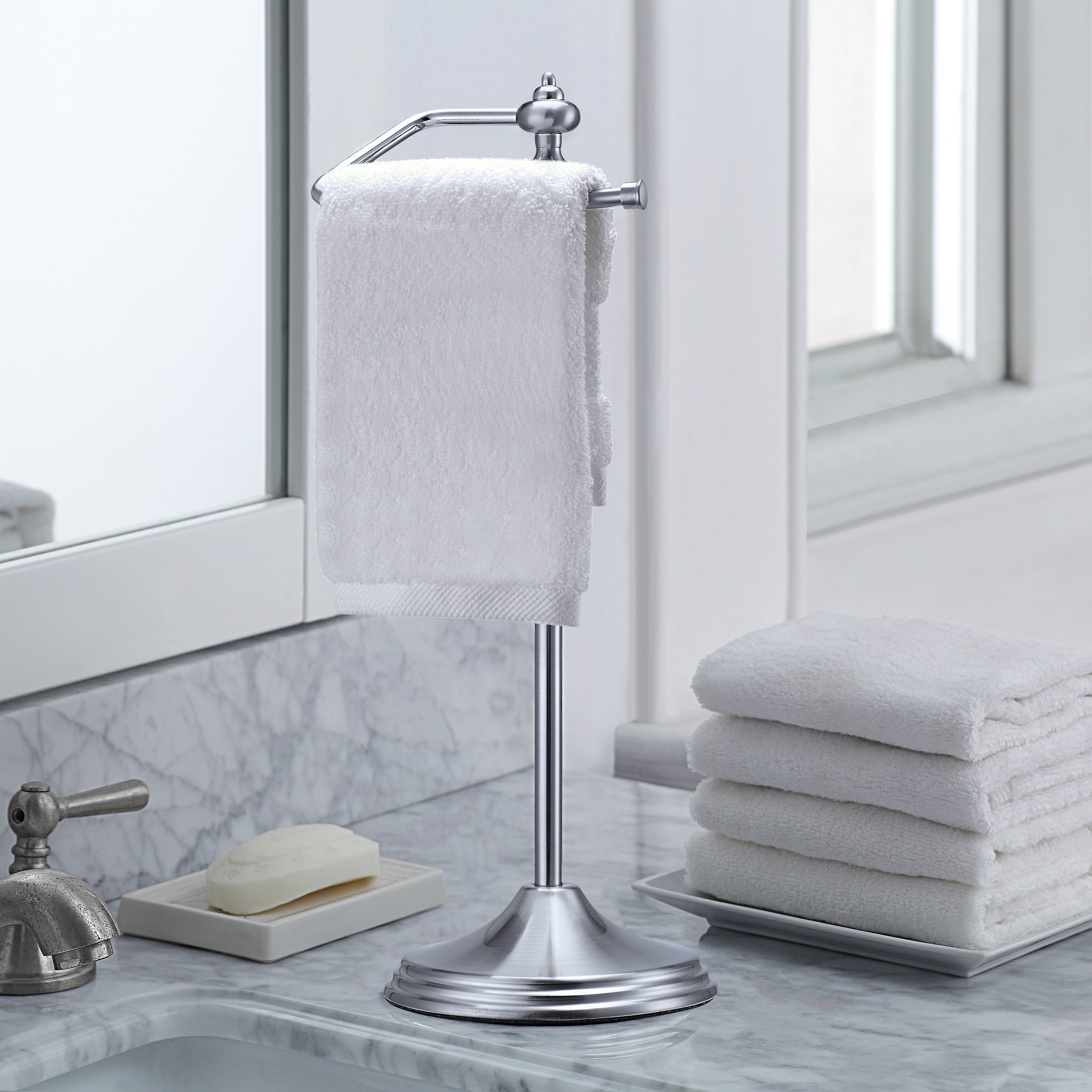  Heavy Weight Classic Decorative Metal Fingertip Towel Holder Stand for Bathroom - Silver - Bonton