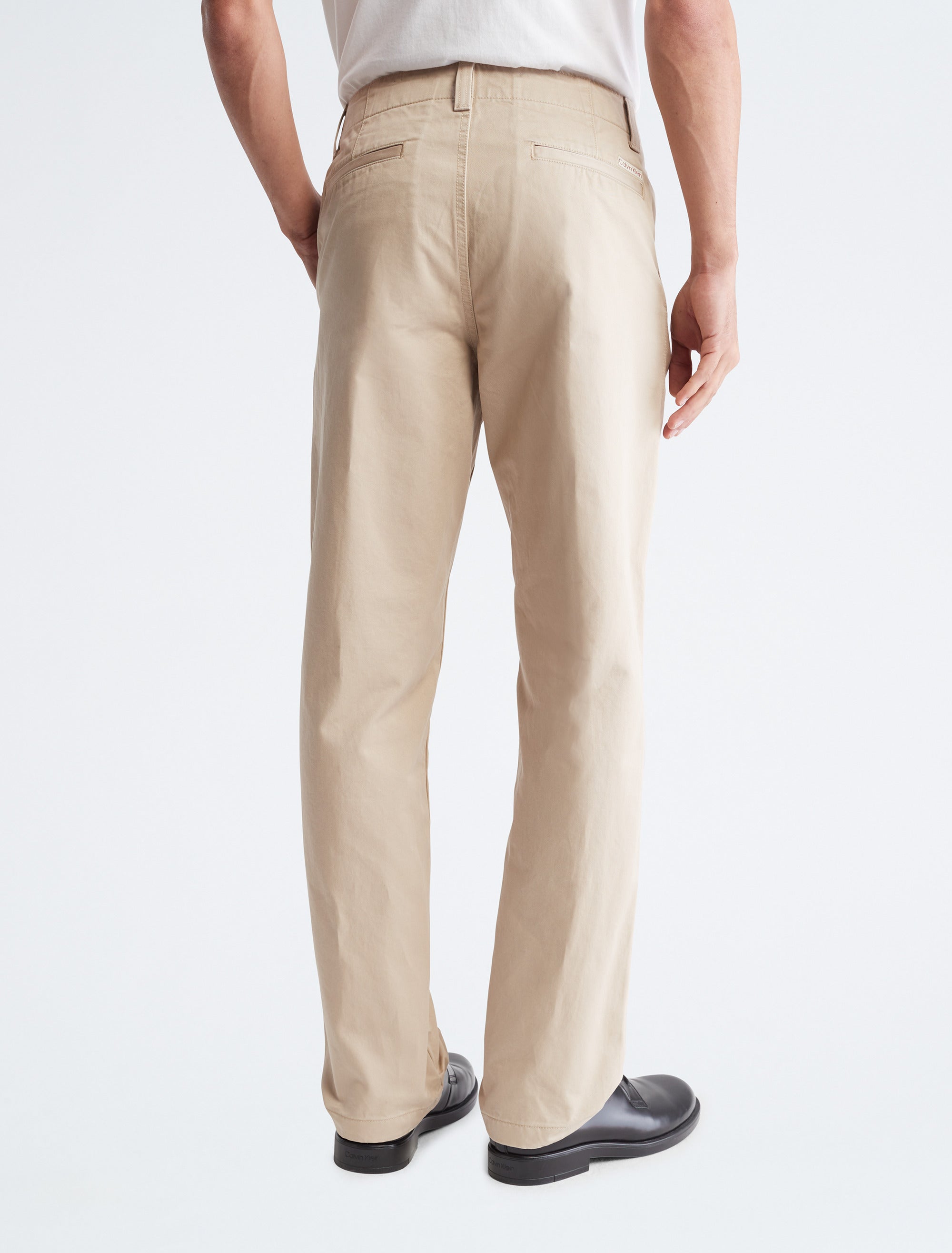  Calvin Klein Reg Fit Utility Chino - White Pepper - Bonton