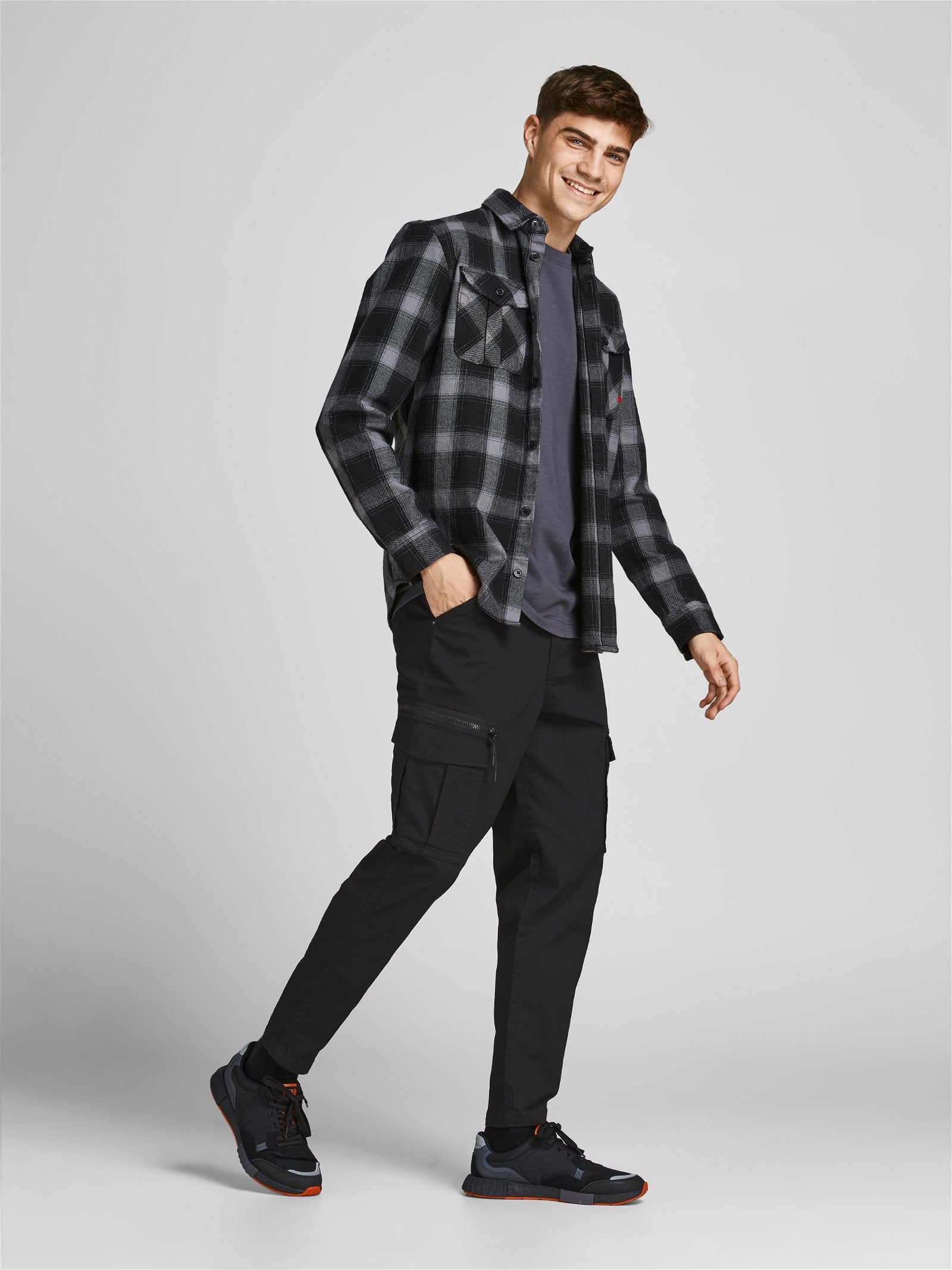  Jack & Jones Tace Tapered Pants - Black - Bonton