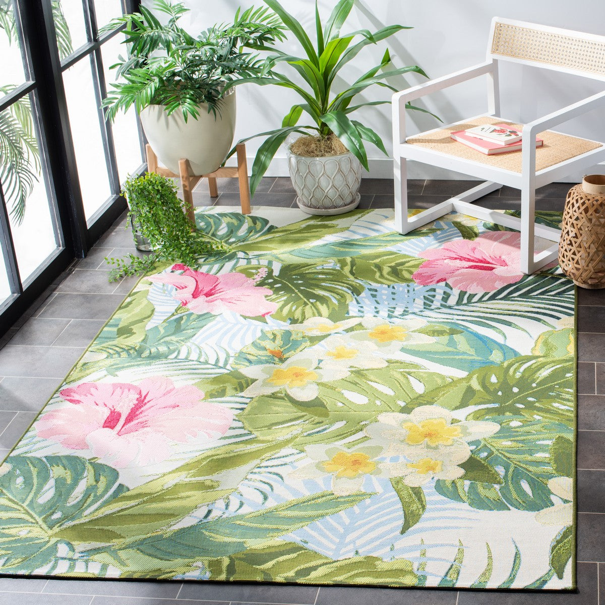  Safavieh Barbados 516 Indoor / Outdoor Rug - Green / Pink - Bonton