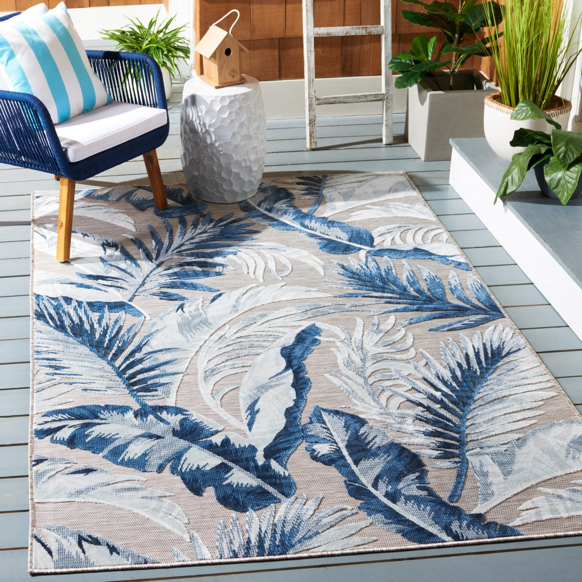  Safavieh Cabana 452 Indoor / Outdoor Rug - Ivory / Navy - Bonton