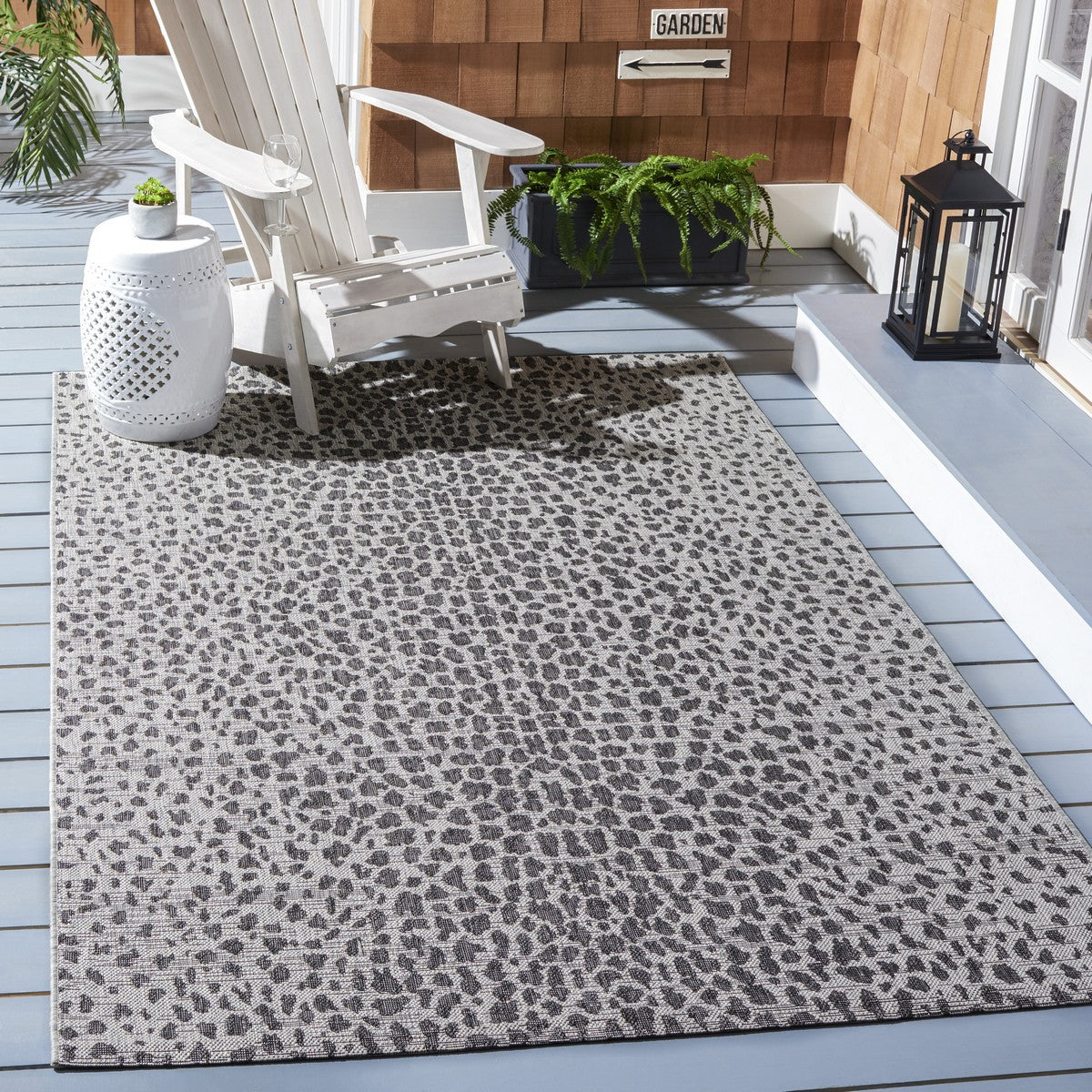  Safavieh Courtyard 8505 Indoor / Outdoor Rug - Ivory / Navy - Bonton