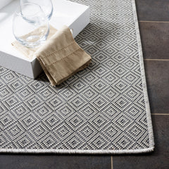 Hampton 230 Indoor / Outdoor Rug