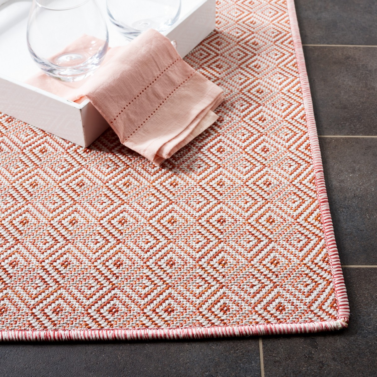  Safavieh Hampton 230 Indoor / Outdoor Rug - Light Pink / Multi - Bonton