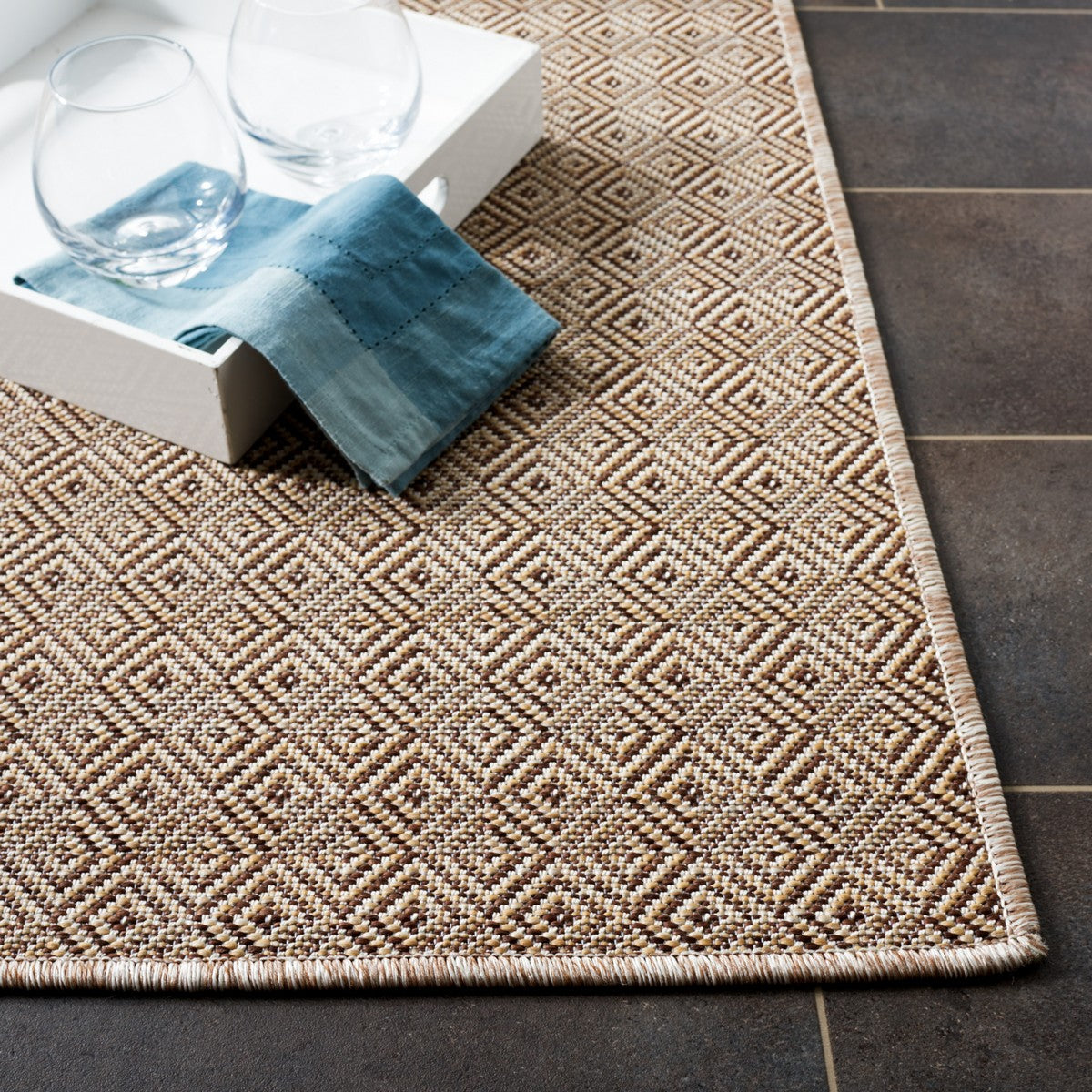  Safavieh Hampton 230 Indoor / Outdoor Rug - Brown - Bonton