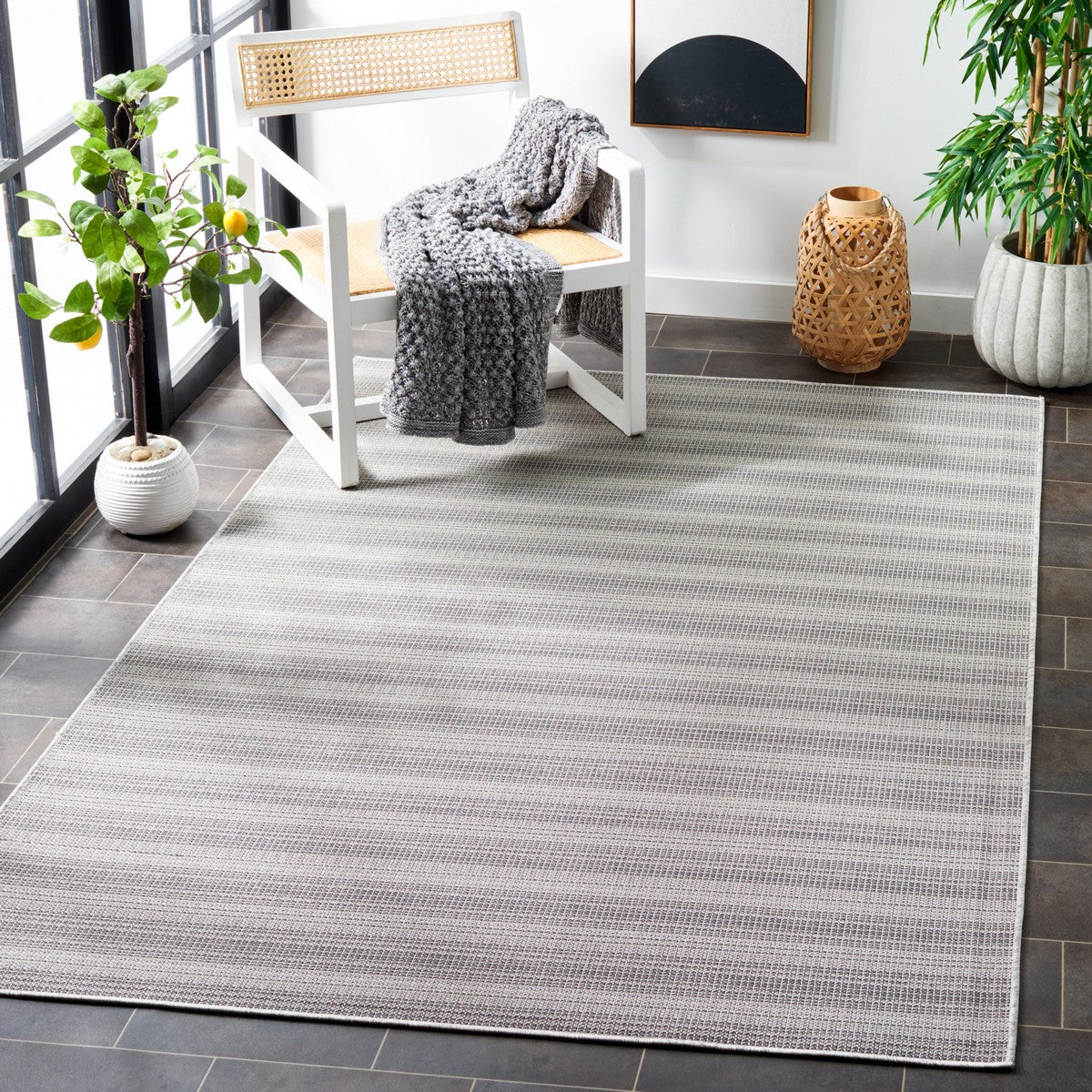  Safavieh Hampton 231 Indoor / Outdoor Rug - Black / Grey - Bonton