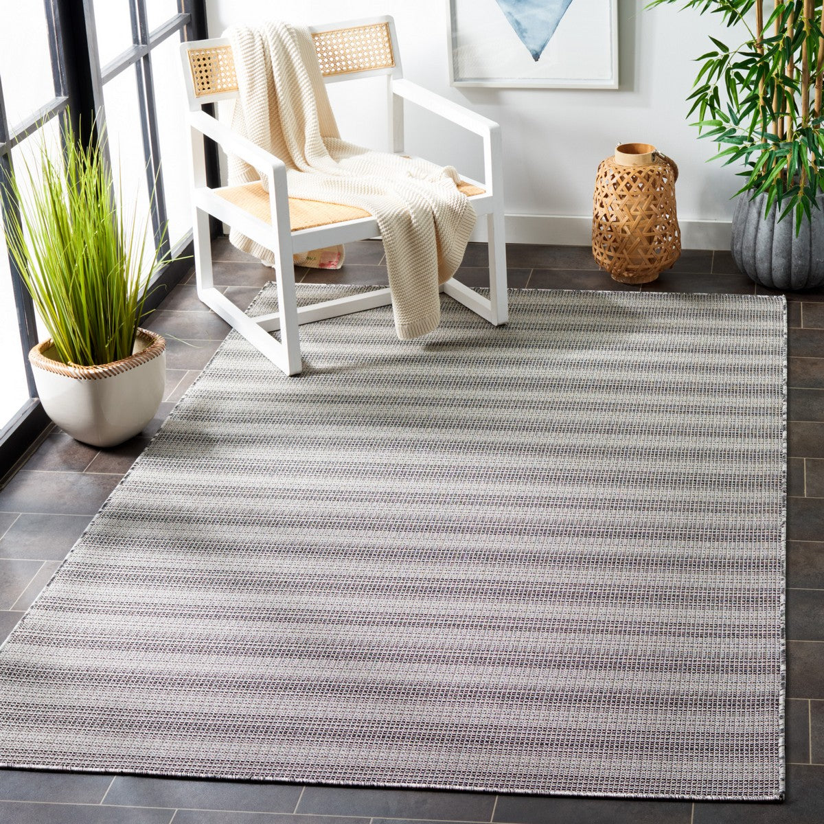  Safavieh Hampton 231 Indoor / Outdoor Rug - Black / Grey - Bonton