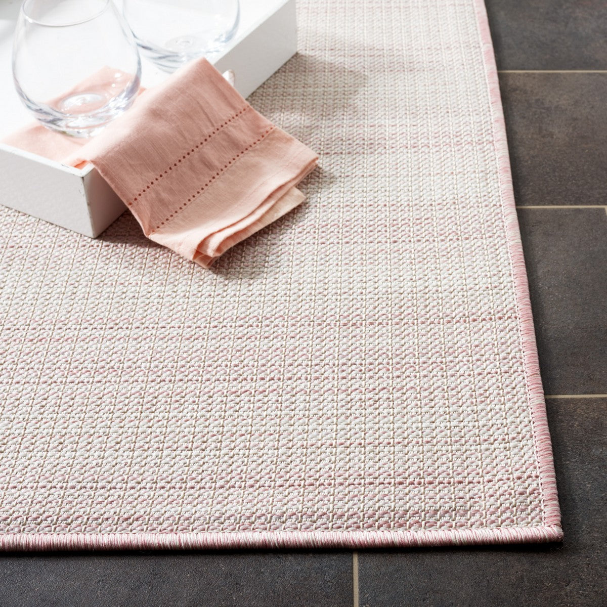  Safavieh Hampton 231 Indoor / Outdoor Rug - Light Pink - Bonton