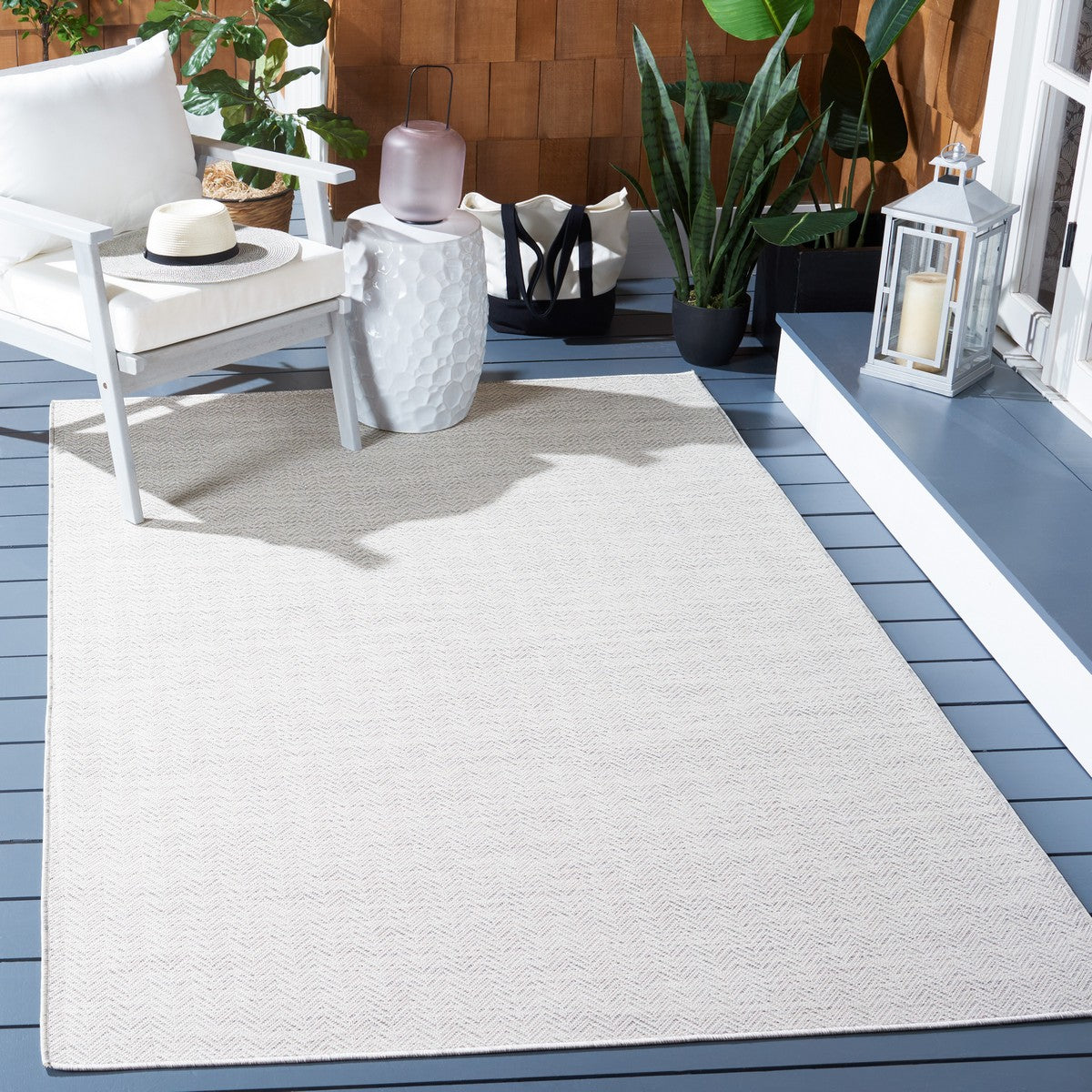  Safavieh Hampton 233 Indoor / Outdoor Rug - Beige / Ivory - Bonton