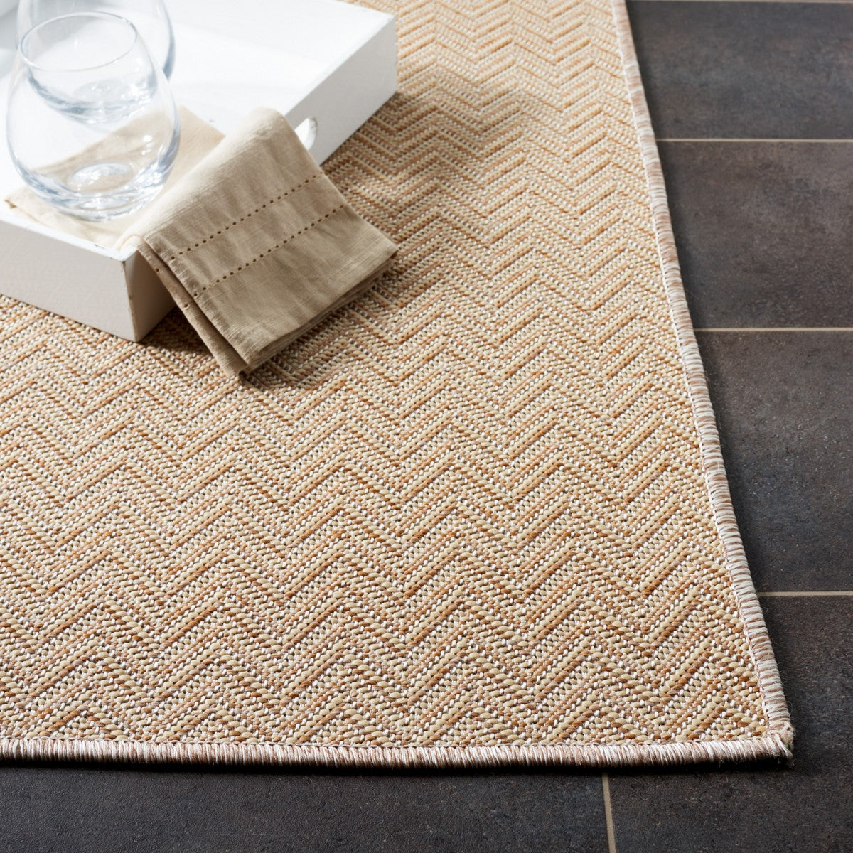  Safavieh Hampton 233 Indoor / Outdoor Rug - Natural - Bonton