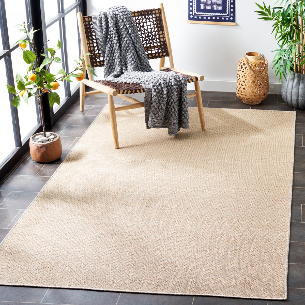  Safavieh Hampton 233 Indoor / Outdoor Rug - Natural - Bonton