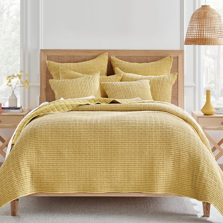 Mills Waffle Quilt Set Yellow