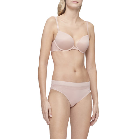 Liquid Touch Push-up Plunge Bra