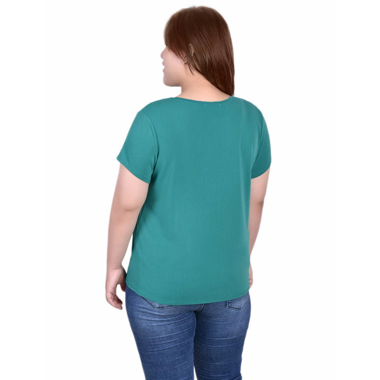Plus Size Short Sleeve Stone Detailed Top
