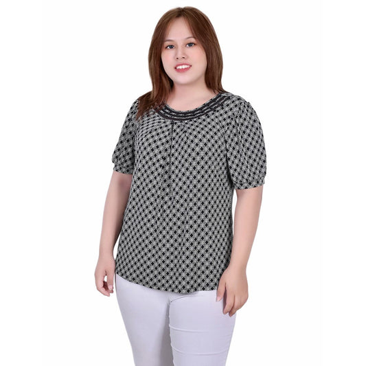 Plus Size Short Puff Sleeve Top