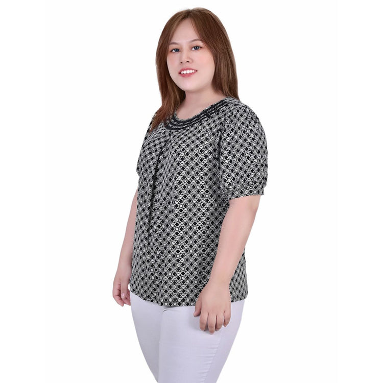 Plus Size Short Puff Sleeve Top