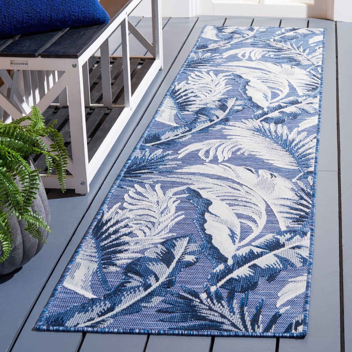  Safavieh Cabana 452 Indoor / Outdoor Rug - Ivory / Navy - Bonton