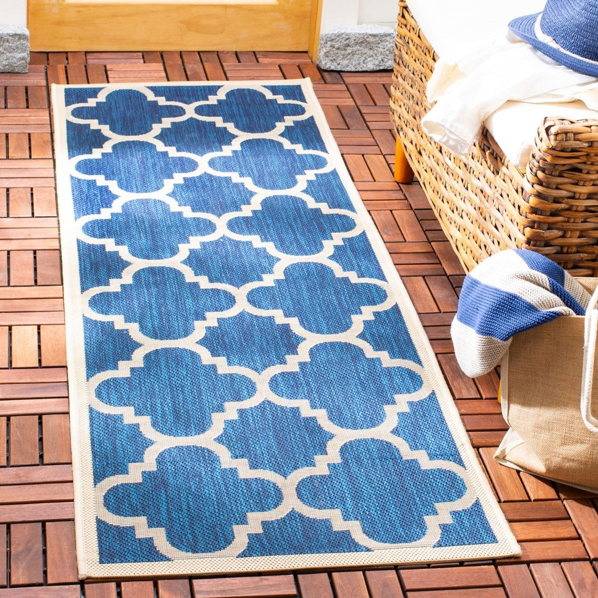  Safavieh Courtyard 6243 Indoor / Outdoor Rug - Terracotta - Bonton