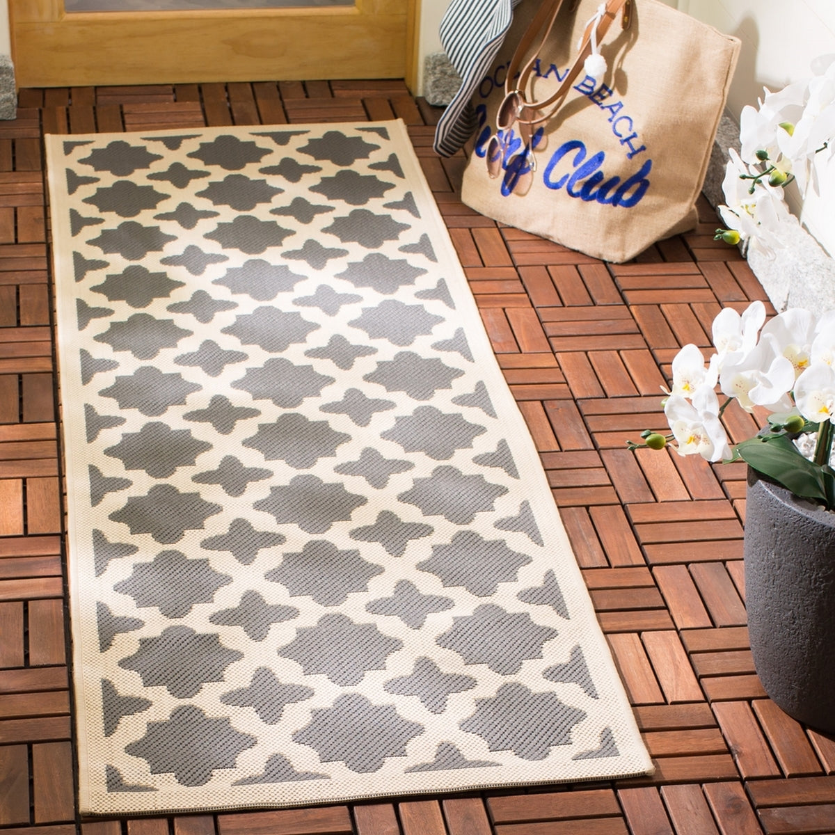  Safavieh Courtyard 6913 Indoor / Outdoor Rug - Blue / Beige - Bonton