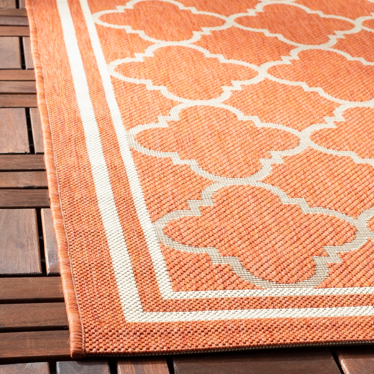  Safavieh Courtyard 6918 Indoor / Outdoor Rug - Gold / Beige - Bonton