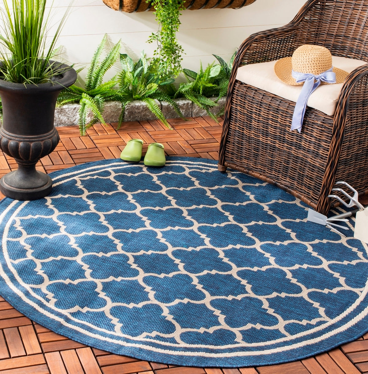  Safavieh Courtyard 6918 Indoor / Outdoor Rug - Anthracite / Beige - Bonton