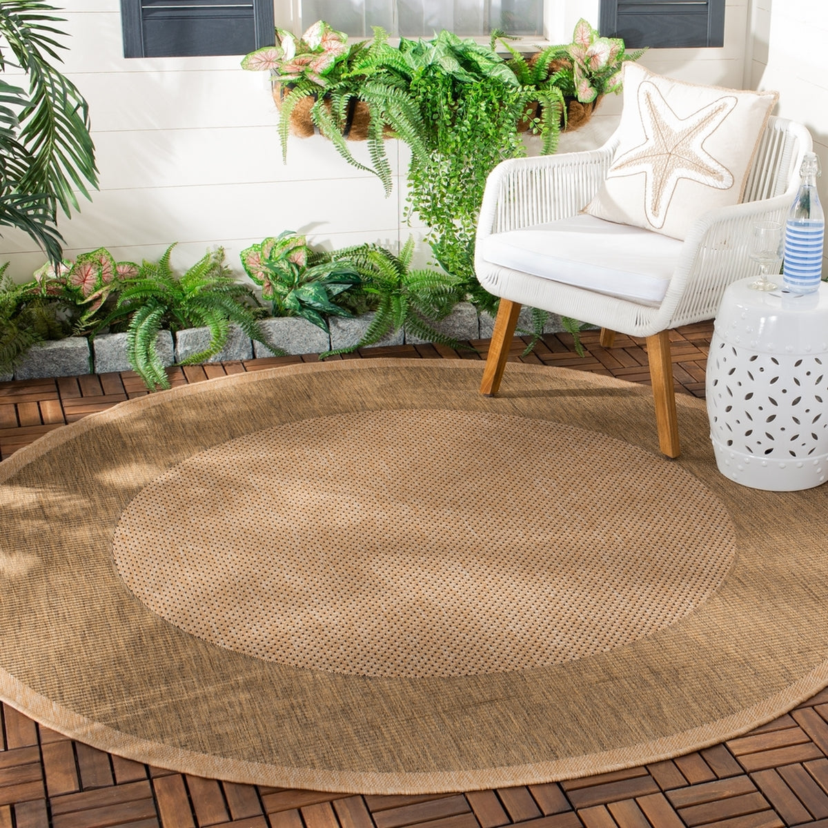  Safavieh Courtyard 7987 Indoor / Outdoor Rug - Natural / Gold - Bonton