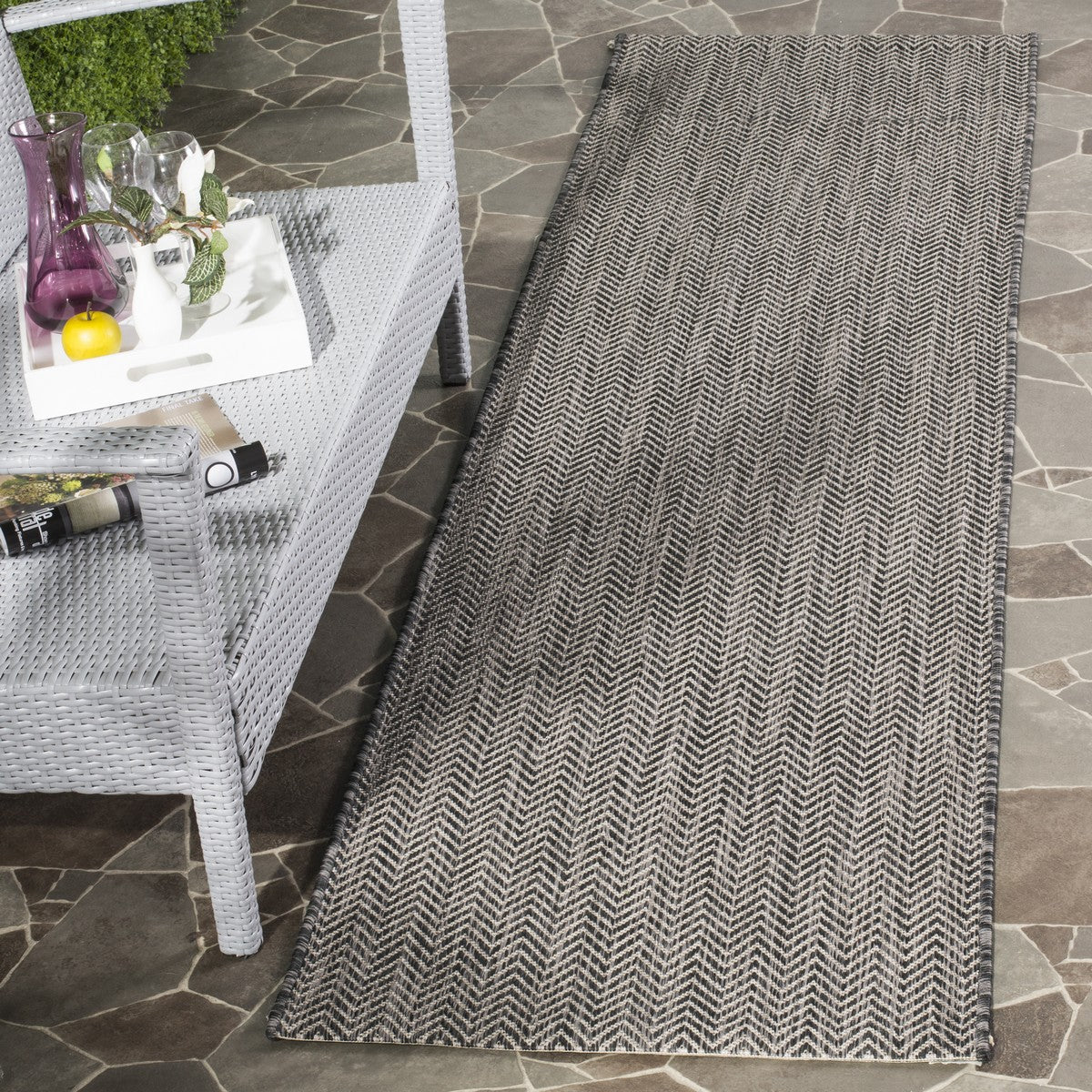  Safavieh Courtyard 8022 Indoor / Outdoor Rug - Black / Beige - Bonton