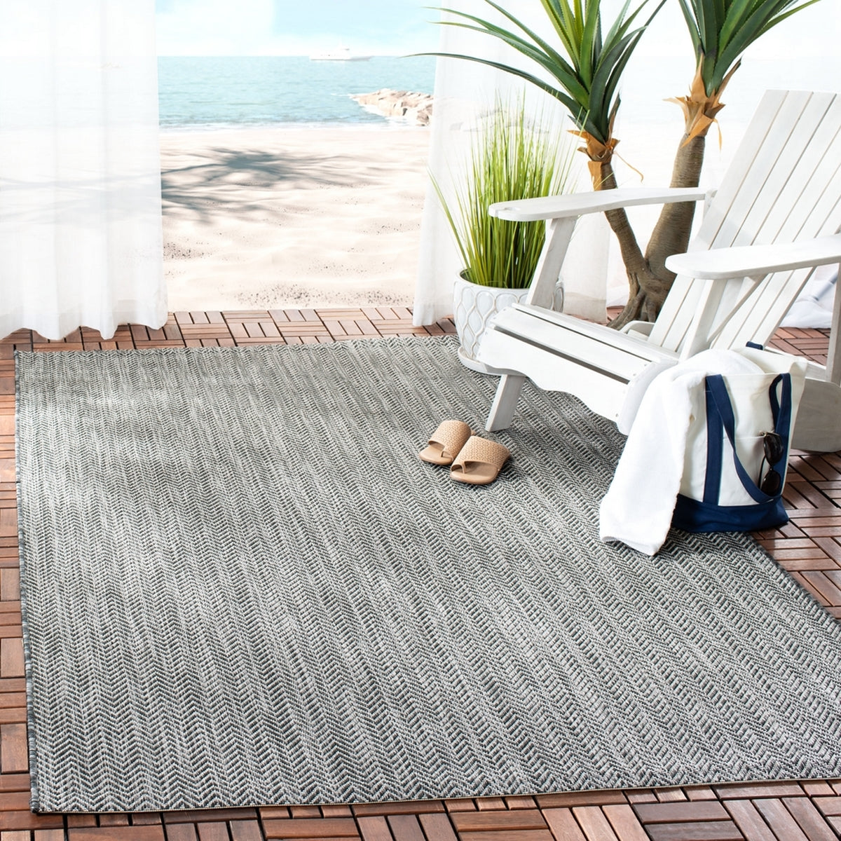  Safavieh Courtyard 8022 Indoor / Outdoor Rug - Grey / Navy - Bonton