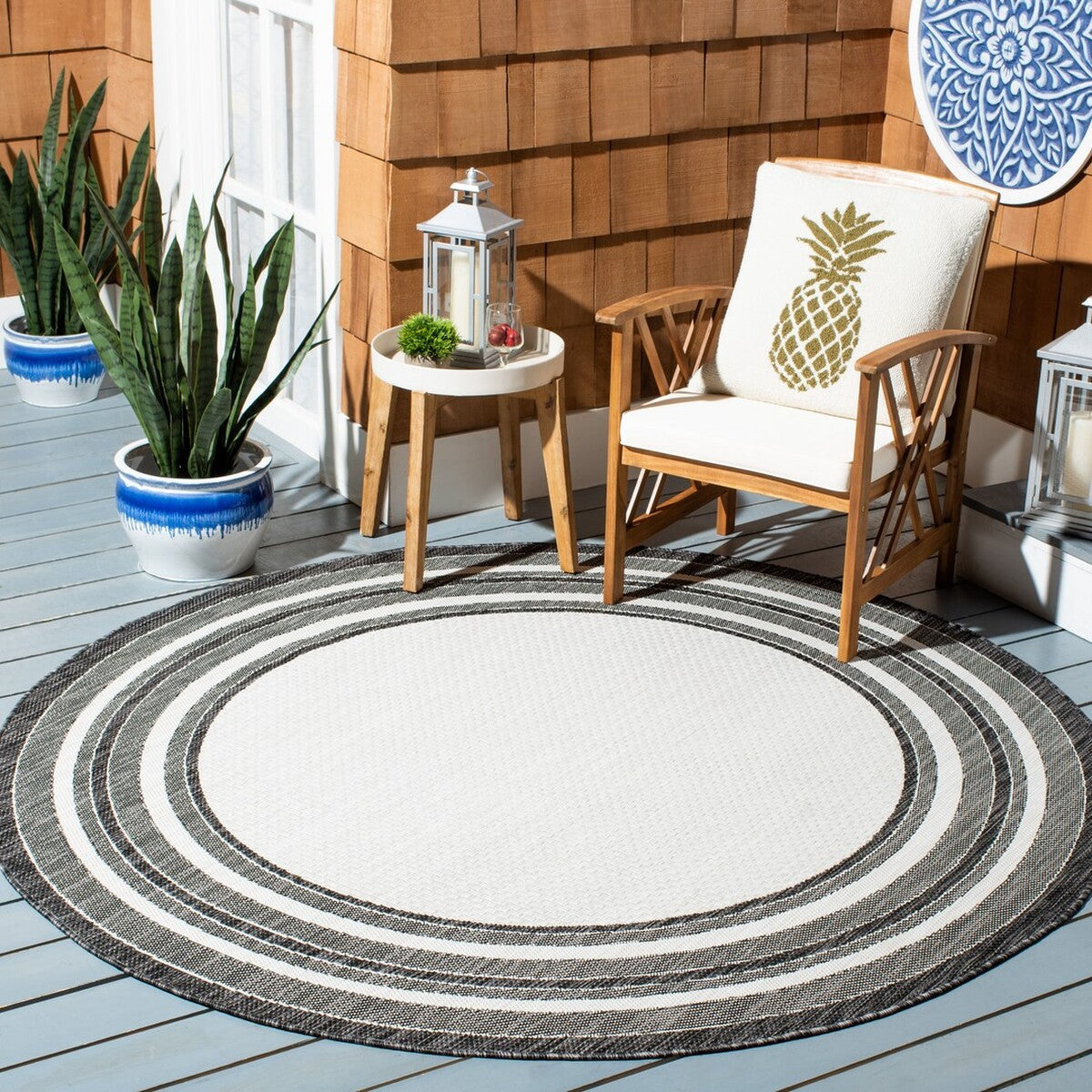  Safavieh Courtyard 8475 Indoor / Outdoor Rug - Ivory / Navy - Bonton