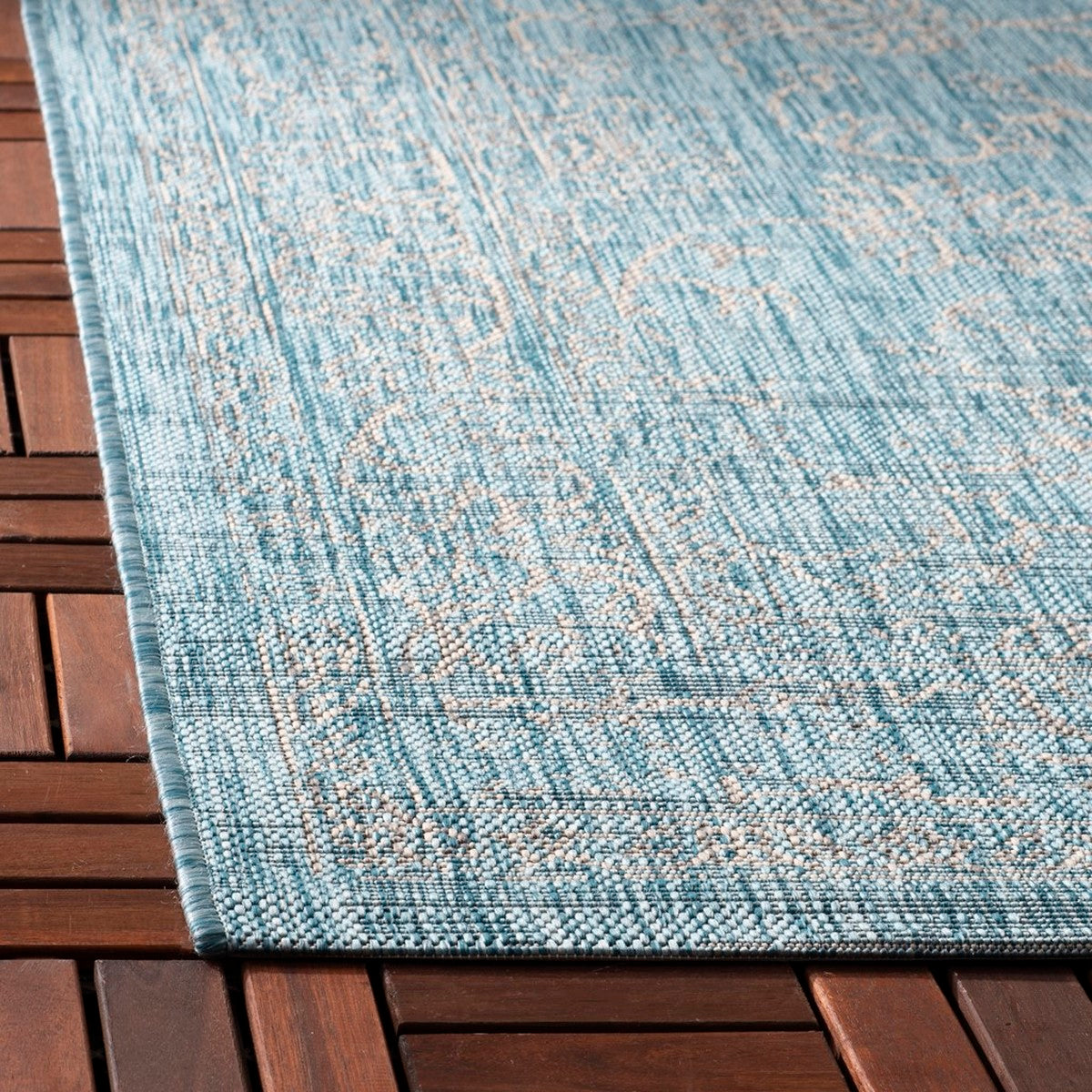  Safavieh Courtyard 8680 Indoor / Outdoor Rug - Aqua / Navy - Bonton