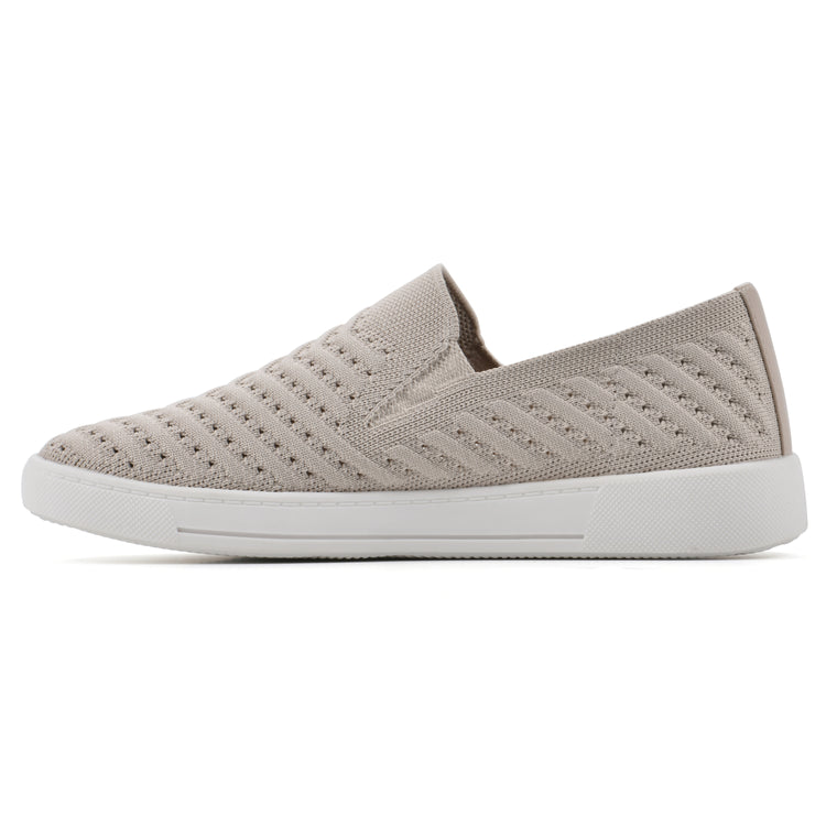 Courage Slip-on Sneaker